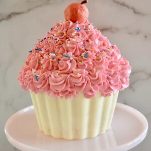 Grace and Shellys Cup Cakes: Strawberry lemon cup cake