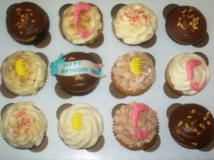 Grace and Shellys Cup Cakes: Salon cup cakes